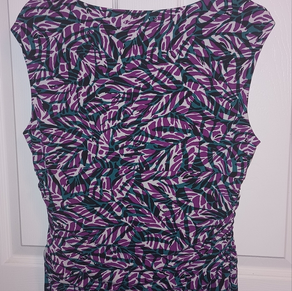 Dress - Picture 2 of 5